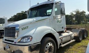 PGP 1517 Freightliner Glider for sale 1